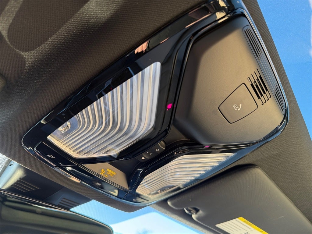 2025 BMW 2 Series 230i xDrive