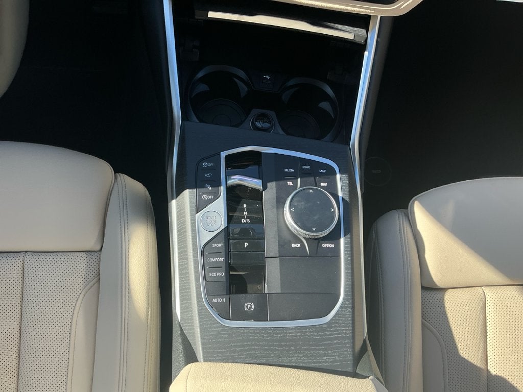 2026 BMW 3 Series 330i