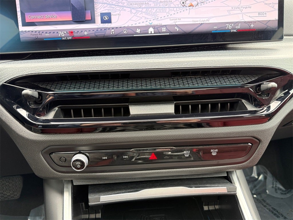 2025 BMW 3 Series 330i xDrive