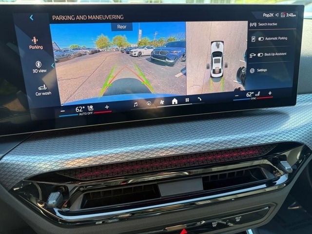 2025 BMW 3 Series 330i xDrive