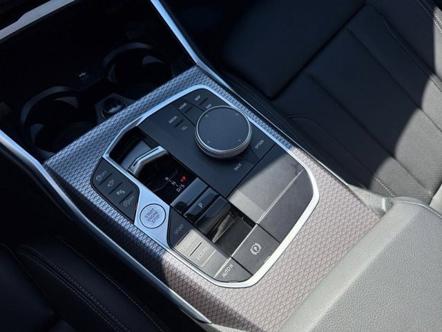 2025 BMW 3 Series 330i xDrive