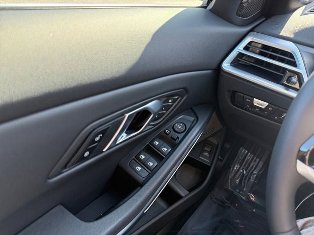 2025 BMW 3 Series 330i xDrive