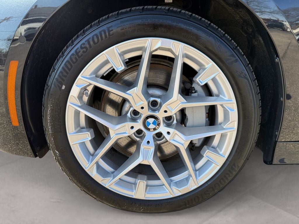 2025 BMW 3 Series 330i xDrive