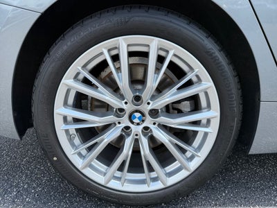 2023 BMW 3 Series 330i xDrive
