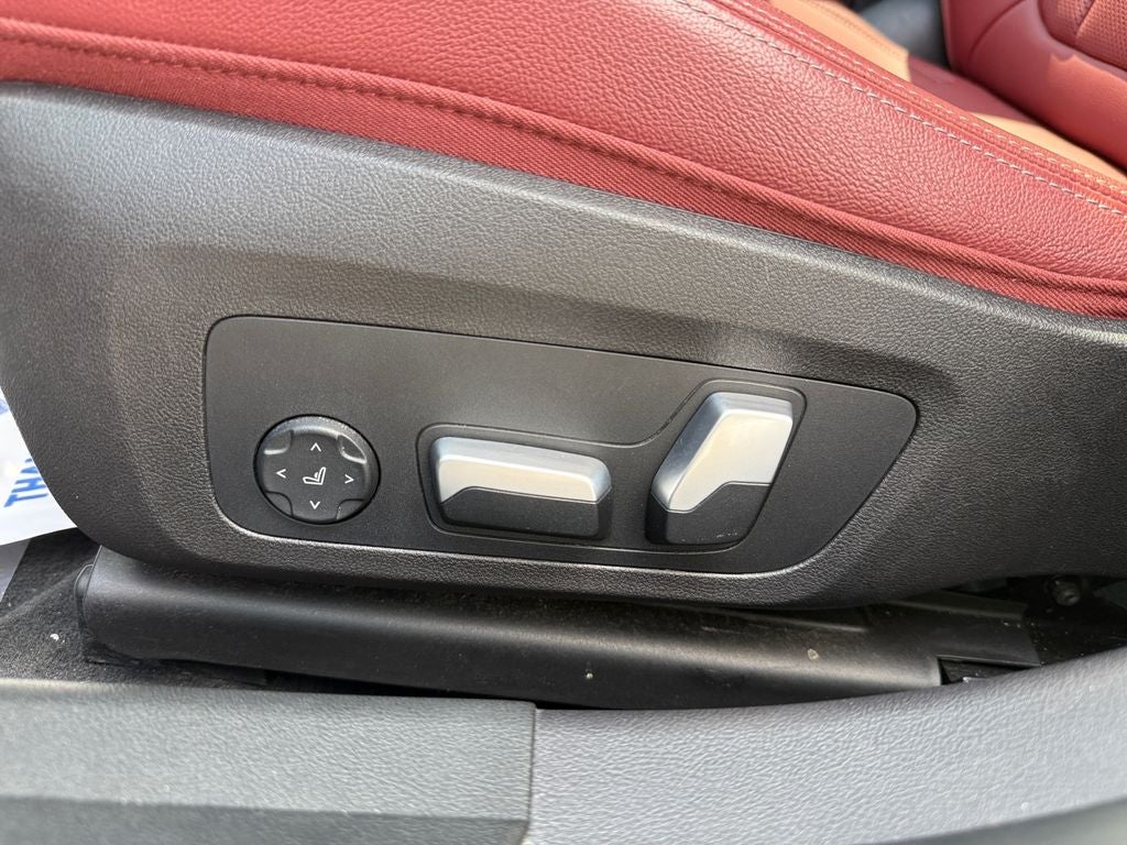 2023 BMW 3 Series 330i xDrive