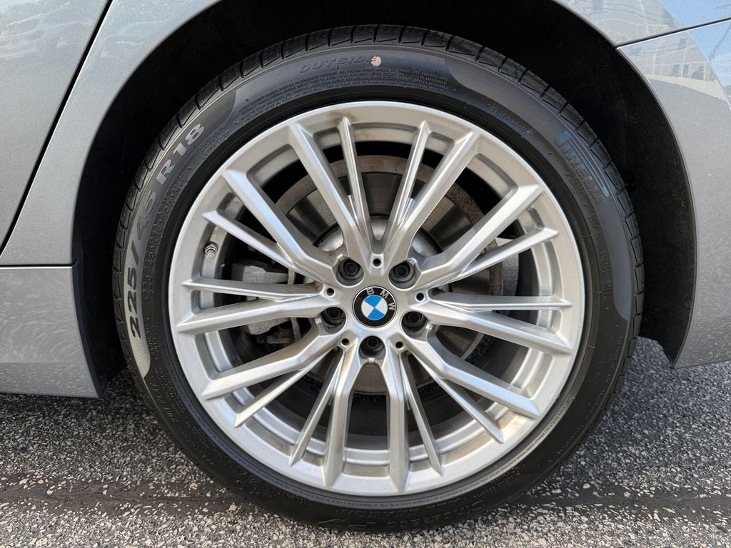 2024 BMW 3 Series 330i xDrive