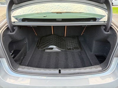 2024 BMW 3 Series 330i xDrive