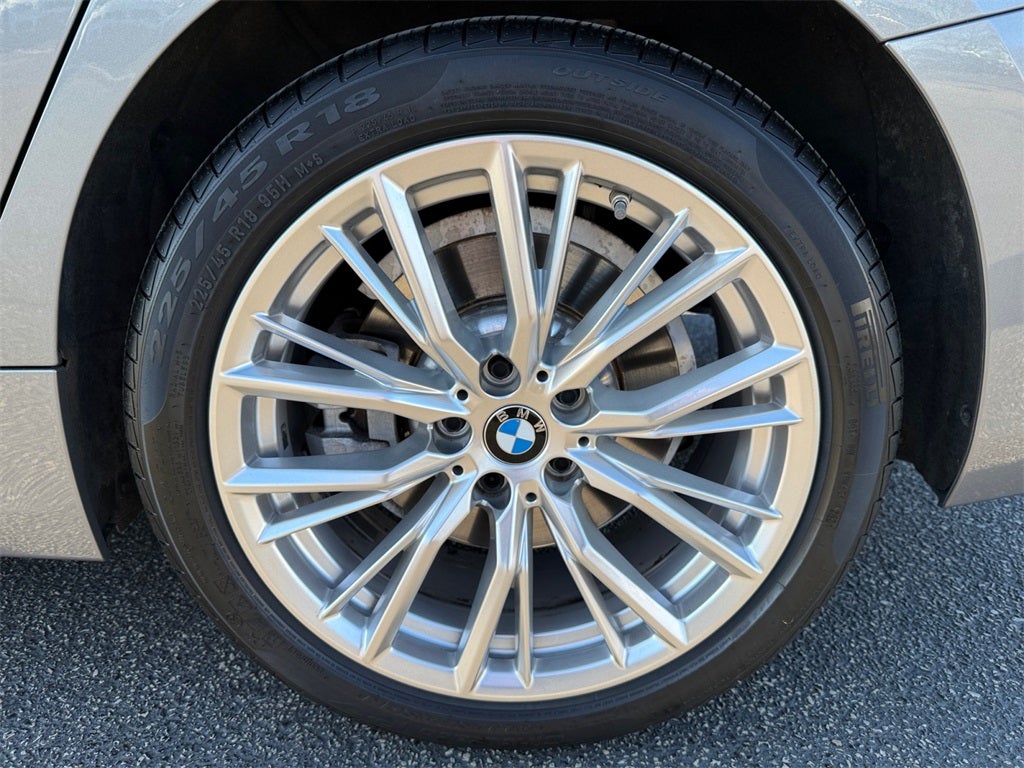 2023 BMW 3 Series 330i xDrive