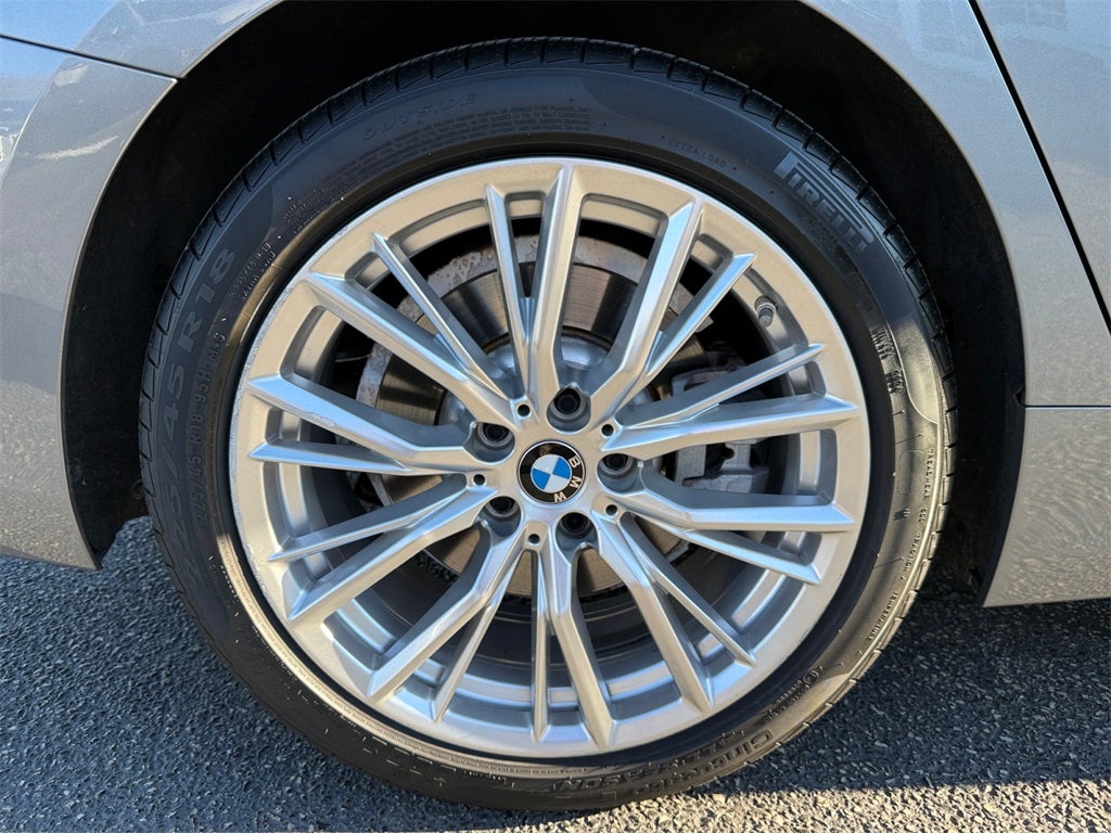 2023 BMW 3 Series 330i xDrive