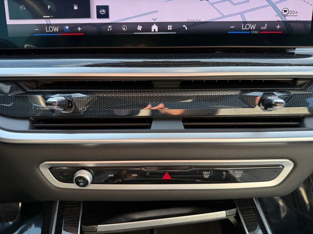 2025 BMW X7 xDrive40i M Sport