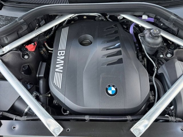 2025 BMW X7 xDrive40i M Sport