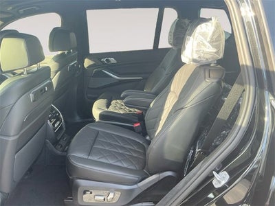 2026 BMW X7 xDrive40i