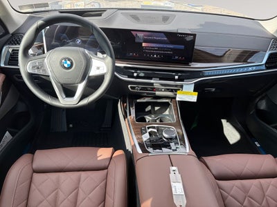 2027 BMW X7 xDrive40i