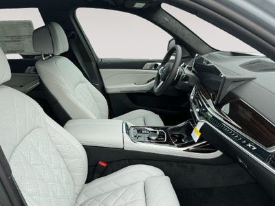 2027 BMW X7 xDrive40i