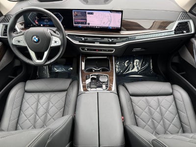 2026 BMW X7 xDrive40i