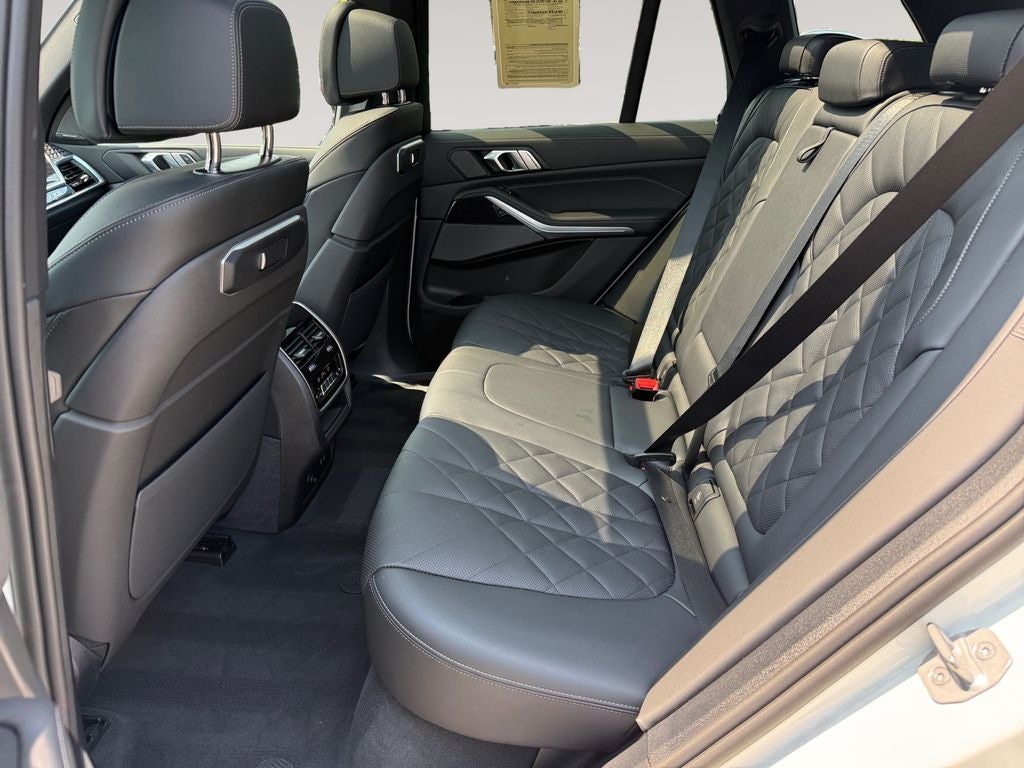 2025 BMW X5 xDrive40i M Sport