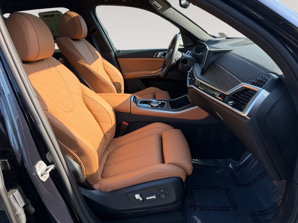 2025 BMW X5 xDrive40i M Sport