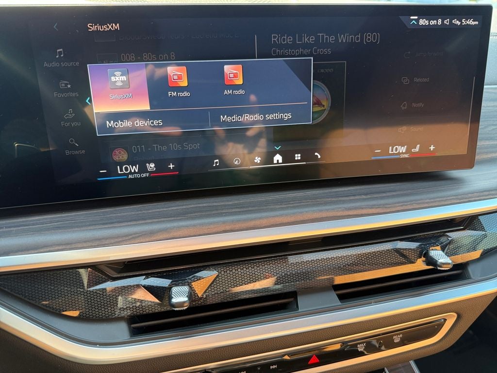 2025 BMW X5 xDrive40i M Sport