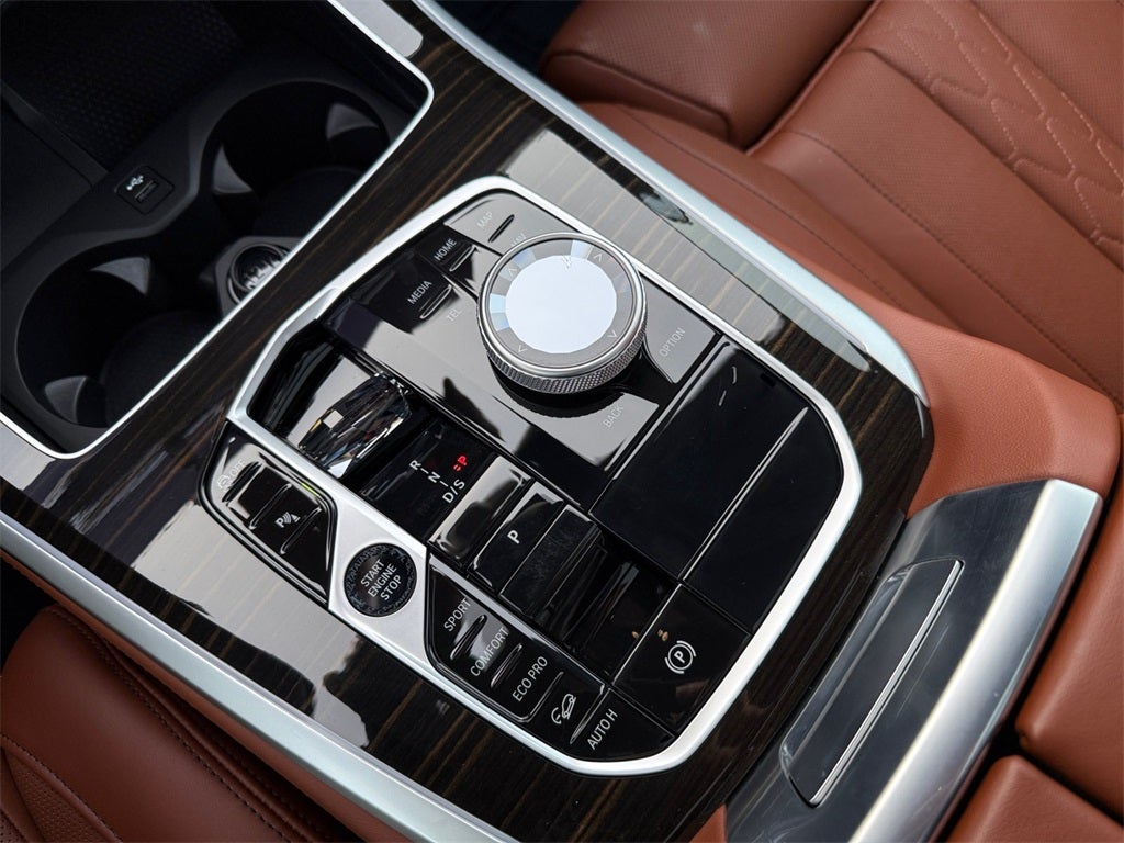 2025 BMW X5 xDrive40i M Sport