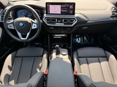 2025 BMW X4 xDrive30i