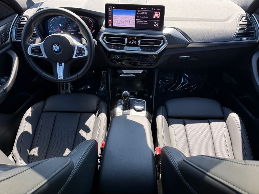 2023 BMW X4 xDrive30i