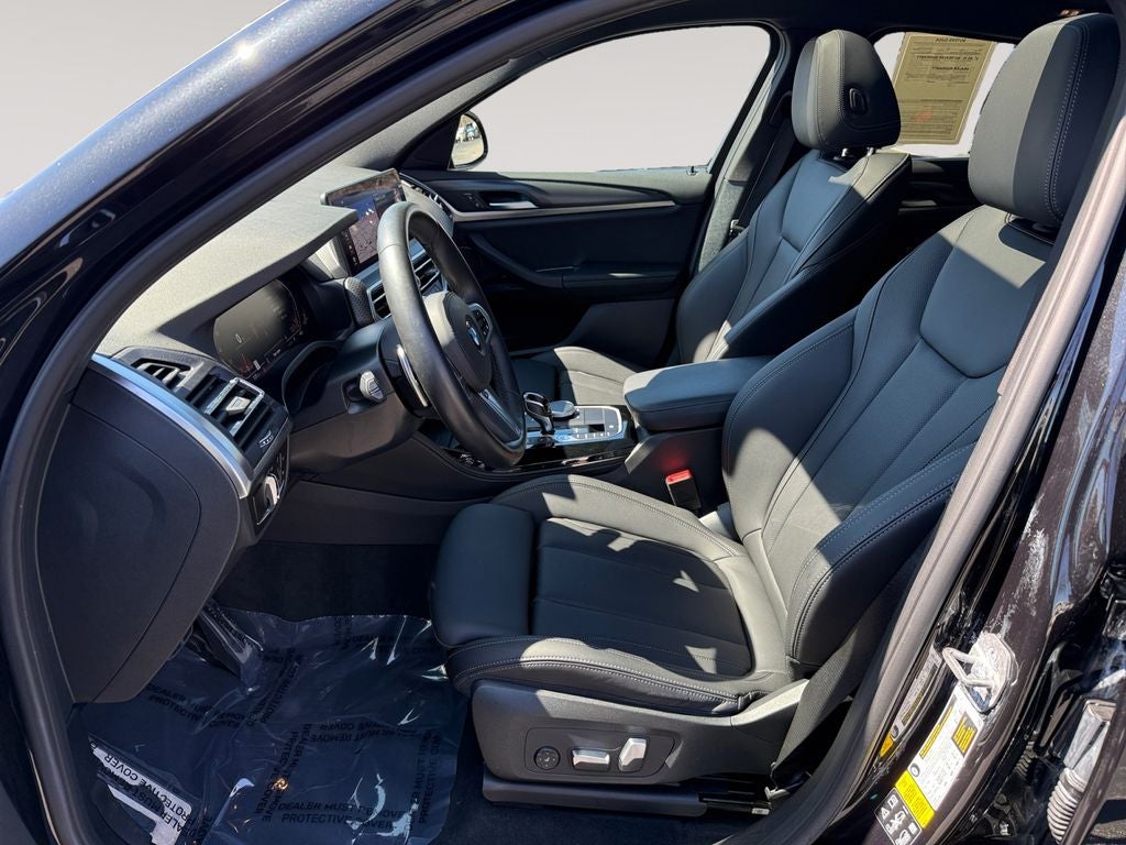 2023 BMW X4 xDrive30i