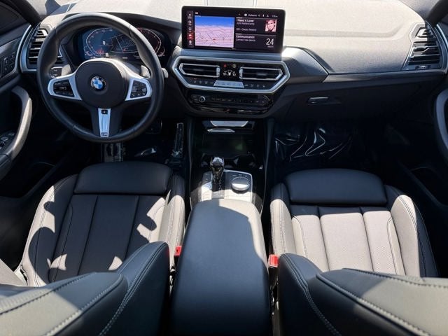 2023 BMW X4 xDrive30i