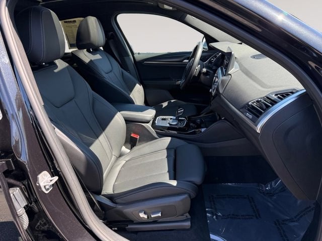2023 BMW X4 xDrive30i