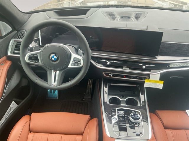 2026 BMW X7 M60i