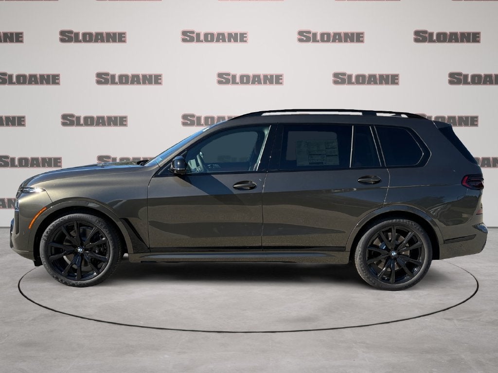 2027 BMW X7 M60i