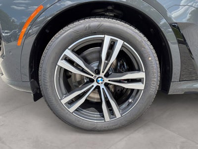 2027 BMW X7 M60i