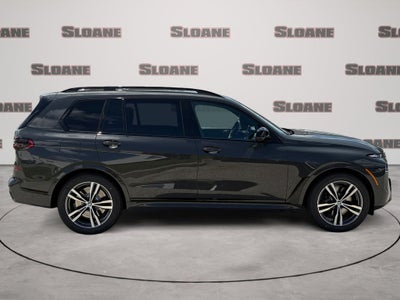 2027 BMW X7 M60i