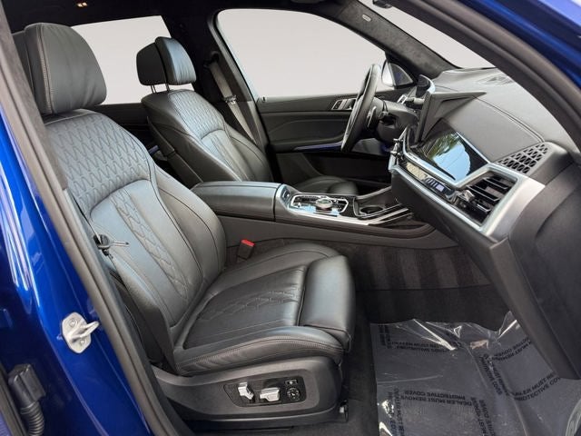 2026 BMW X7 M60i