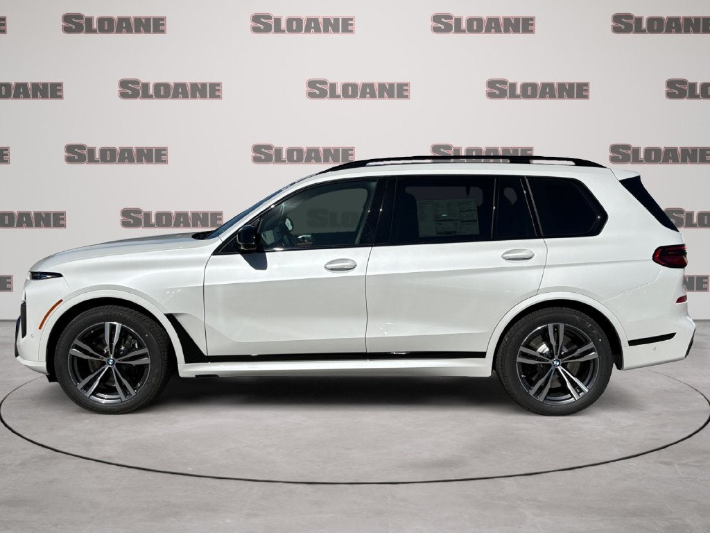 2027 BMW X7 M60i