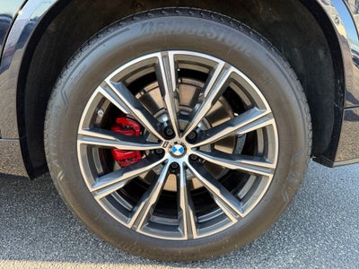 2025 BMW X5 M60i