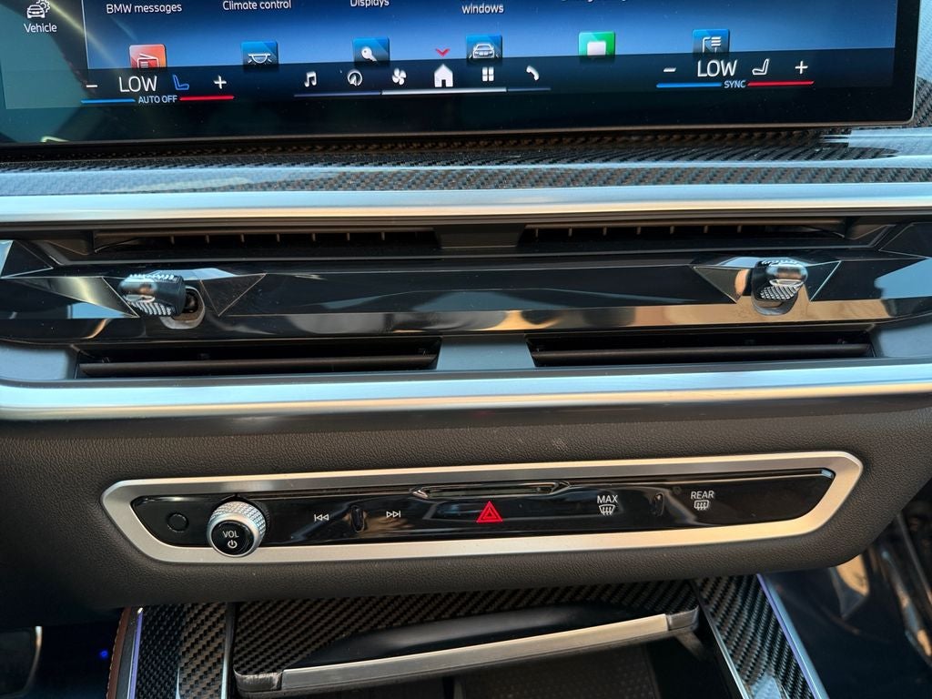 2025 BMW X5 M60i