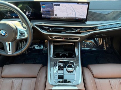 2025 BMW X5 M60i