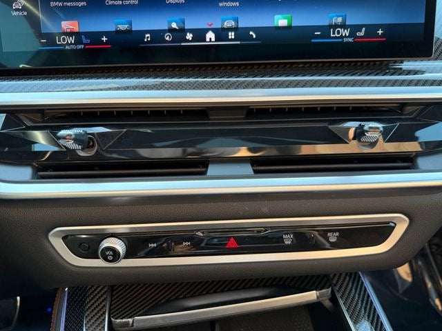2025 BMW X5 M60i