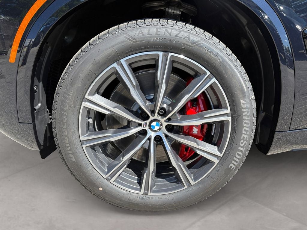 2026 BMW X5 M60i