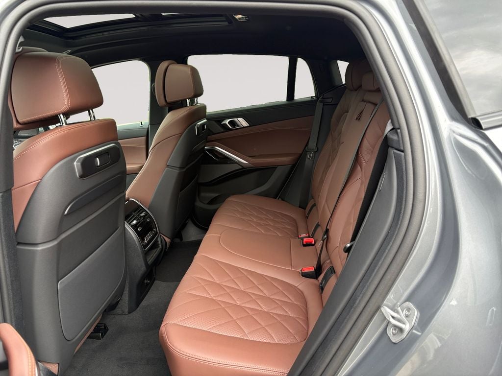 2027 BMW X6 Base