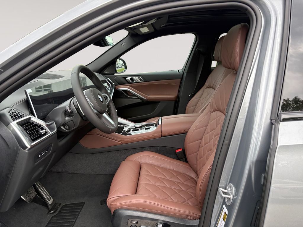 2027 BMW X6 Base
