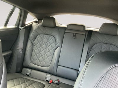 2027 BMW X6 xDrive40i