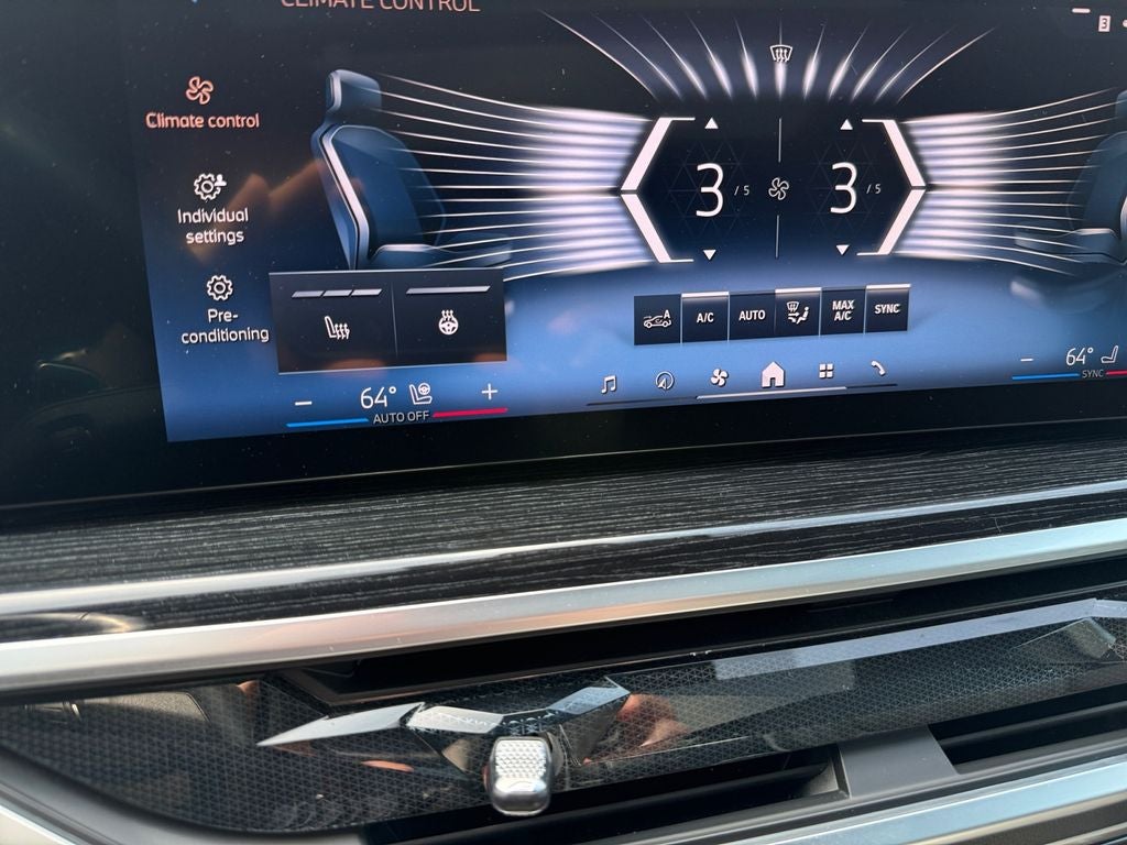 2025 BMW X6 xDrive40i