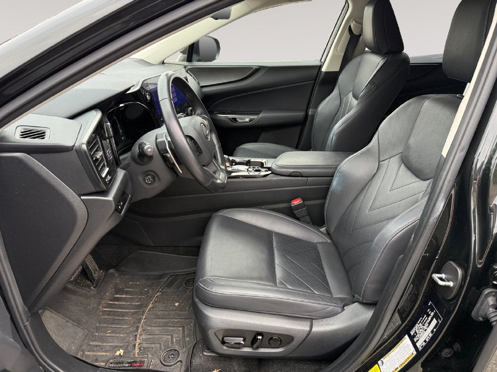 2024 Lexus NX 450h+ Luxury