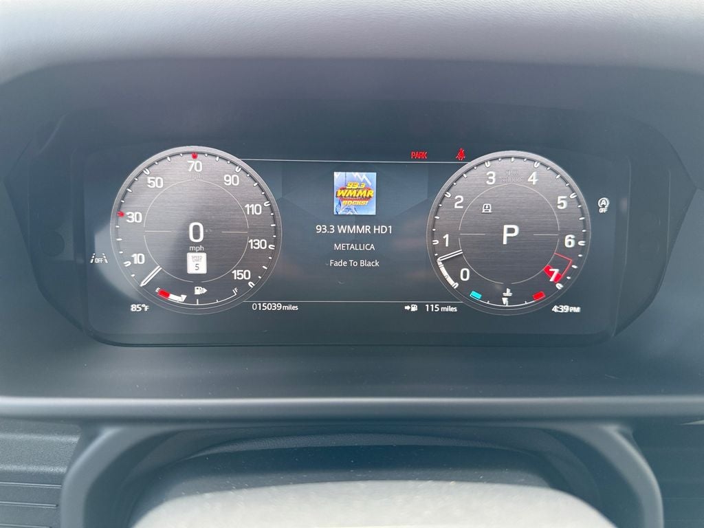 2025 Land Rover Defender 130 X-Dynamic SE