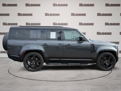 2025 Land Rover Defender 130 X-Dynamic SE