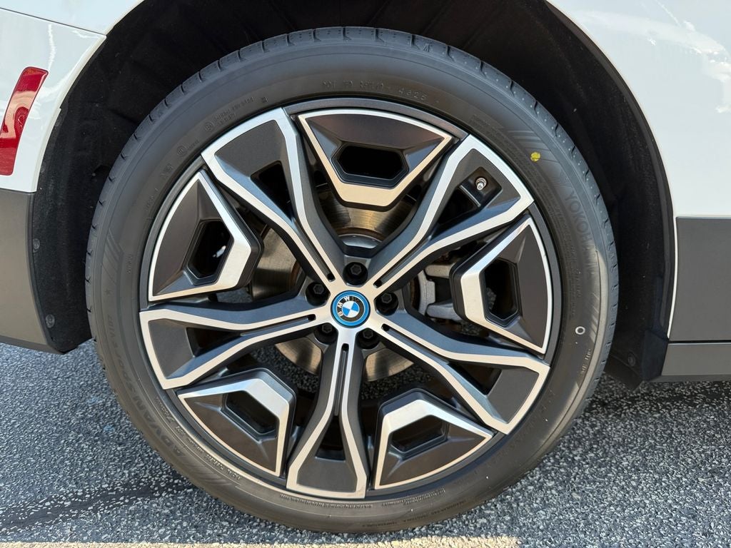 2024 BMW iX xDrive50