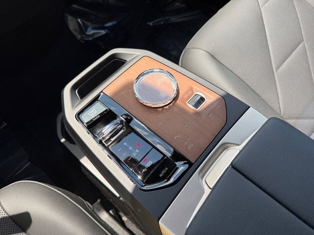 2024 BMW iX M60