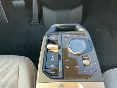 2026 BMW iX xDrive60