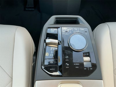 2026 BMW iX xDrive60